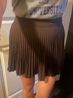 Pleated Mini Skirt in Brown H&M 6